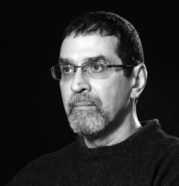 David González